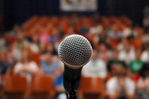 دکتر ابوالفضل